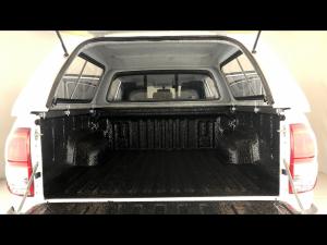 Toyota Hilux 2.4GD-6 double cab 4x4 Raider auto - Image 13