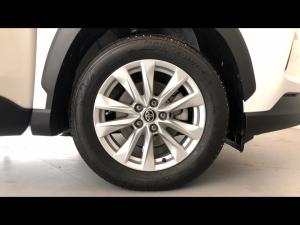 Toyota Corolla Cross 1.8 XS - Image 17