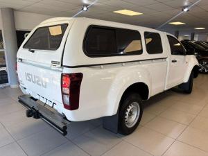 Isuzu D-Max Gen 6 250 single cab Fleetside safety - Image 7