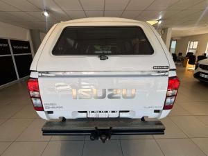 Isuzu D-Max Gen 6 250 single cab Fleetside safety - Image 8