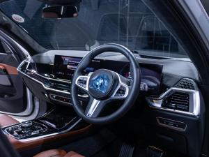 BMW X7 xDrive40d M Sport - Image 19