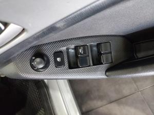 Mazda Mazda3 sedan 1.6 Original - Image 13