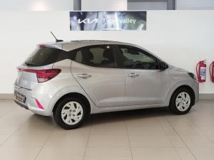 Hyundai Grand i10 1.0 Premium hatch - Image 6
