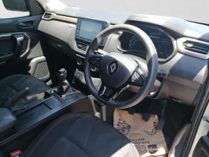 Renault Kiger 1.0 Turbo Intens manual - Image 17