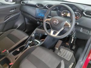 Nissan Magnite 1.0 Visia auto - Image 11