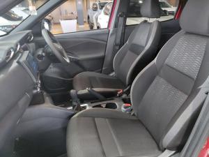Nissan Magnite 1.0 Visia auto - Image 14