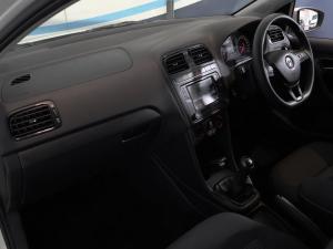 Volkswagen Polo Vivo hatch 1.4 Comfortline - Image 10