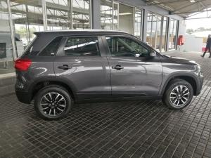 Suzuki Vitara Brezza 1.5 GLX - Image 8