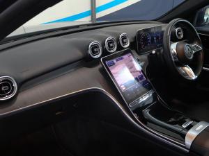 Mercedes-Benz C-Class C220d Avantgarde - Image 11