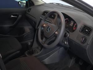 Volkswagen Polo Vivo hatch 1.4 - Image 21