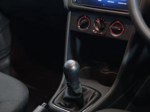 Volkswagen Polo Vivo hatch 1.4 - Image 23