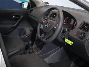 Volkswagen Polo Vivo hatch 1.4 - Image 24