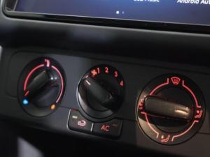 Volkswagen Polo Vivo hatch 1.4 - Image 16