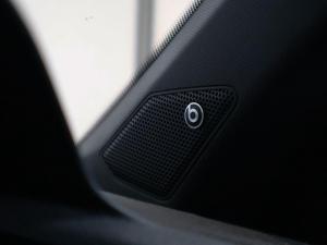 Volkswagen T-Roc 2.0TSI 4Motion R-Line - Image 13