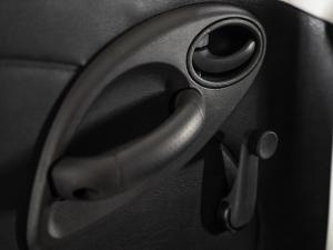 Mahindra Pik Up 2.2CRDe single cab dropside S4 - Image 15