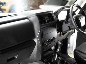 Mahindra Pik Up 2.2CRDe single cab dropside S4 - Image 25