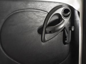 Mahindra Pik Up 2.2CRDe single cab dropside S4 - Image 30