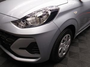 Hyundai Grand i10 1.0 Premium hatch - Image 2