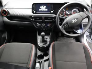 Hyundai Grand i10 1.0 Premium hatch - Image 8