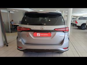 Toyota Fortuner 2.4GD-6 4x4 - Image 5