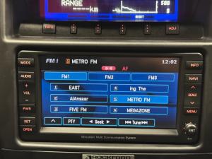 Mitsubishi Pajero 5-door 3.2DI-D GLS - Image 12