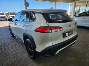 Toyota Corolla Cross 1.8 Xi - Image 15