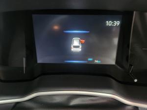 Toyota Corolla Cross 1.8 HEV XS - Image 9