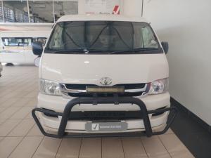 Toyota Quantum 2.5D-4D GL 10-seater bus - Image 4