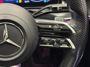 Mercedes-Benz C-Class C220d Avantgarde - Image 10