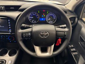 Toyota Hilux 2.4GD-6 double cab SRX auto - Image 8