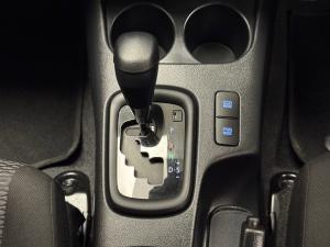 Toyota Hilux 2.4GD-6 double cab SRX auto - Image 10