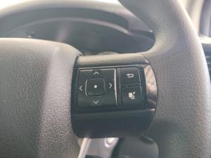 Toyota Hilux 2.4GD-6 double cab Raider auto - Image 10