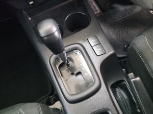 Toyota Hilux 2.4GD-6 double cab Raider auto - Image 13