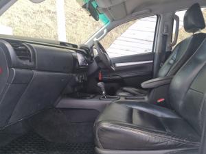 Toyota Hilux 2.4GD-6 double cab SRX auto - Image 7