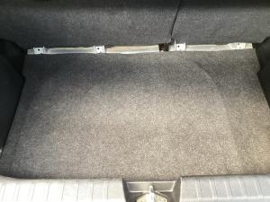 Toyota Starlet 1.4 Xi - Image 18