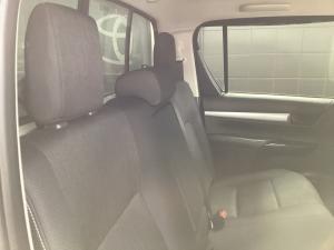 Toyota Hilux 2.4GD-6 double cab 4x4 Raider auto - Image 18