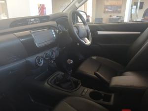 Toyota Hilux 2.4 GD-6 RB SRS/C - Image 7