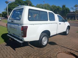 Isuzu D-MAX 250C Fleetside S/C - Image 2