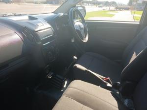 Isuzu D-MAX 250C Fleetside S/C - Image 7