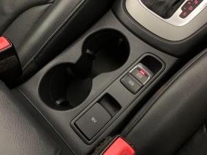Audi Q3 2.0T FSI Quatt Stronic - Image 10