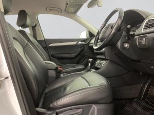 Audi Q3 2.0T FSI Quatt Stronic - Image 15