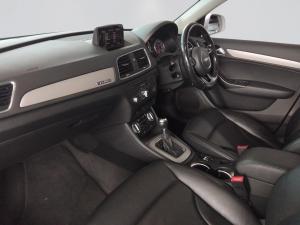 Audi Q3 2.0T FSI Quatt Stronic - Image 3
