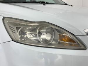 Ford Focus 1.8 Ambiente - Image 3