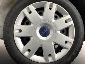 Ford Ikon 1.6 Ambiente - Image 20