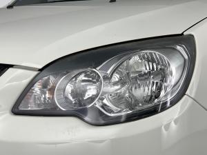 Ford Ikon 1.6 Ambiente - Image 8