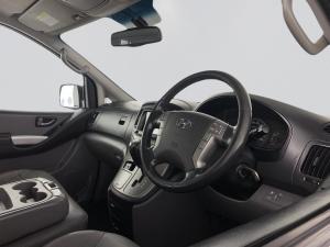 Hyundai H-1 2.5 Crdi A/T/ 2.5 Elite automatic - Image 19