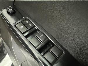 Isuzu D-MAX 1.9 Ddi HR L automatic D/C - Image 20