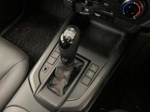 Isuzu D-MAX 1.9 Ddi HR X-RIDER automatic D/C - Image 10