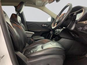 Jeep Cherokee 3.2 Limited AWD automatic - Image 18