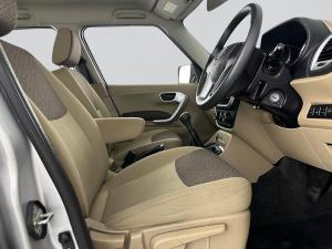 Mahindra TUV300 1.5TD - Image 14